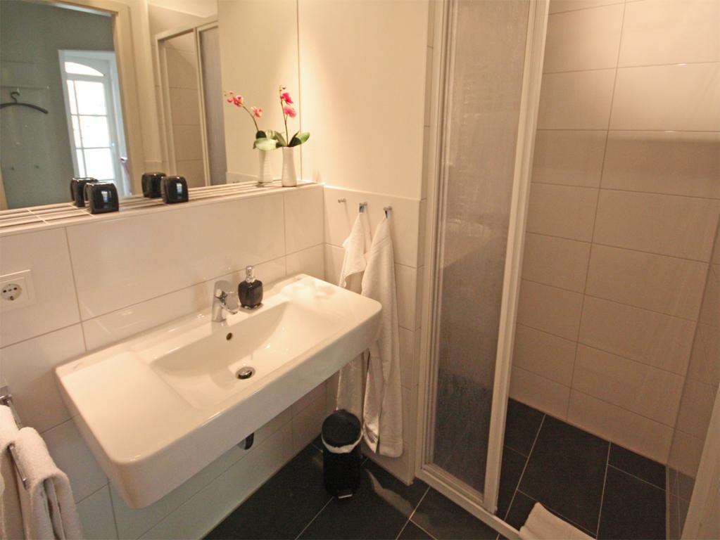Haus Meeresblick - Ferienwohnung Fischerhüs  Baabe Exterior foto